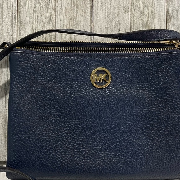 Michael Kors Midnight Blue Crossbody with Gold Logo - Picture 1 of 4